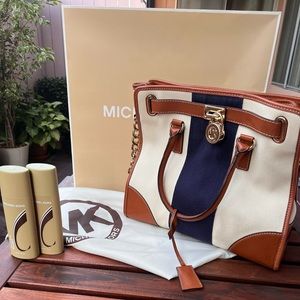 Micheal Kors bag